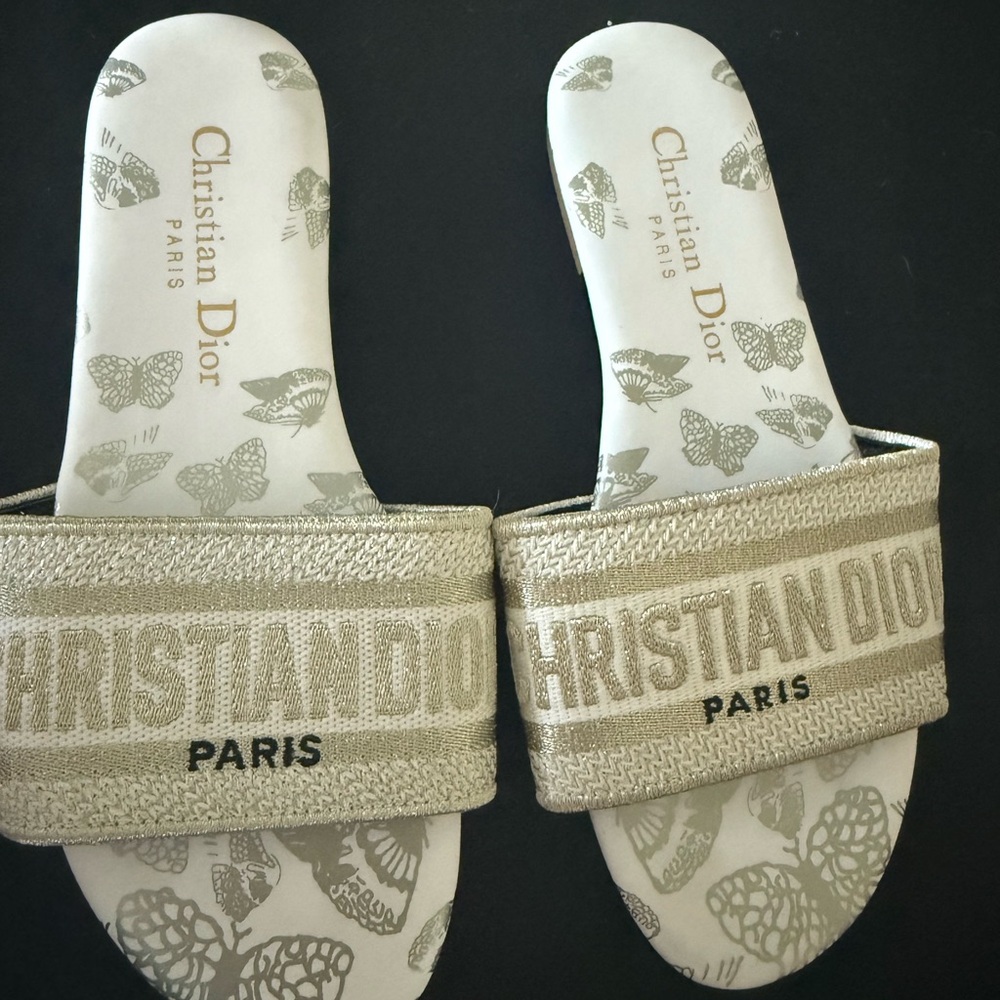 Boutique inspired gold  Beige Slide Sandals 36 6